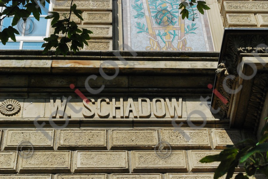 Namensschriftzug "W. SCHADOW" | Name inscription "W. SCHADOW" (foticon-duesseldorf-akademie-130.jpg)